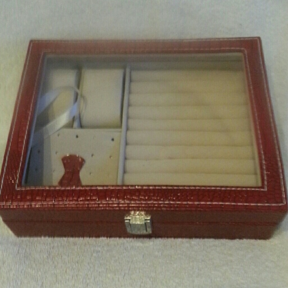 Jewelry box